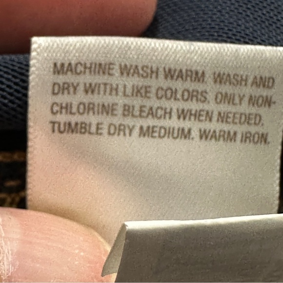 Old Navy Plus jeans, size 20, slight boot, med. dark wash, denim, casual - Picture 11 of 11